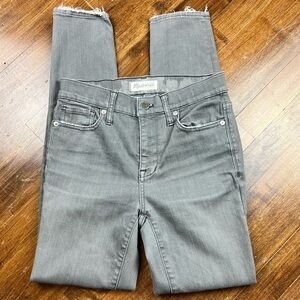 Madewell HIGH-RISER SKINNY Stretch Women Jeans Size 25 Gray Faded Distresses Hem